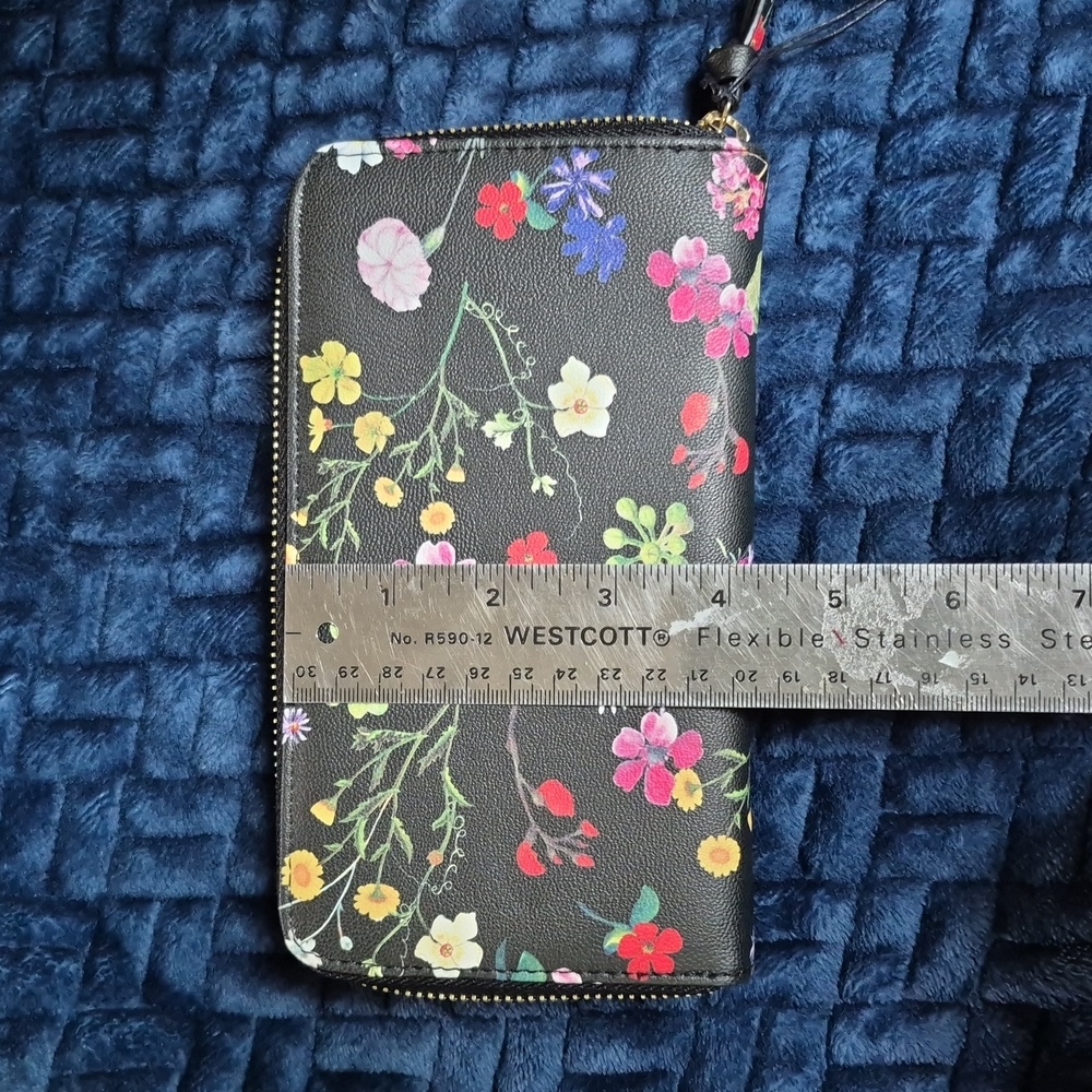 Floral Black Tri-Zippered Wallet From Indigo, New With Tags - Picture 10 of 12